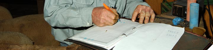 Respond to short and long term price and market signals